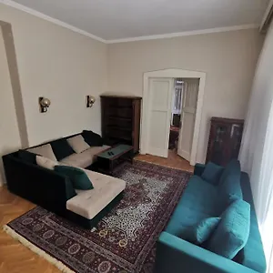 antikvilla-apartman.szeged-hotels.com/